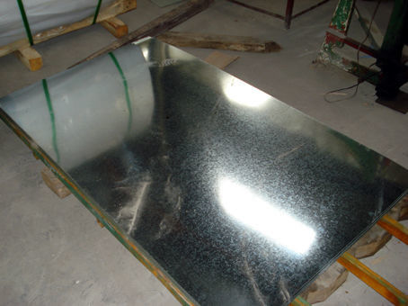 acheter 0.15 ¥3.8mm Z40 ¥Z275 SGCC Plaque d'acier galvanisé à chaud JIS G3302 pour les applications de construction et industrielles online manufacture