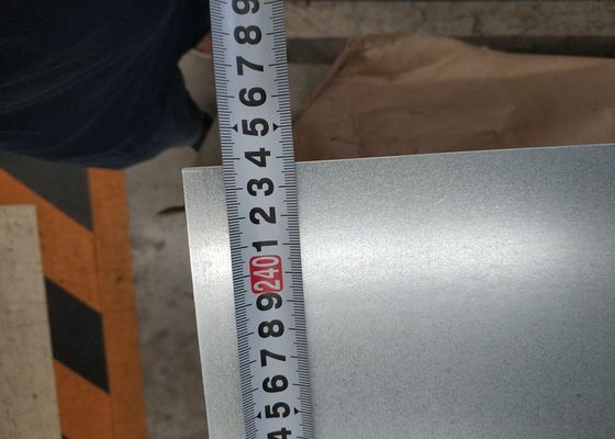 acheter YX75-200-600 Tôle de toiture galvanisée à chaud Q235 Q345 40–275 g/m² pour systèmes de toiture industrielle online manufacture