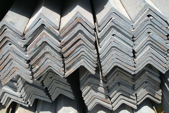 acheter Barre d'angle en acier doux de longueur égale et inégale pour les applications structurelles et industrielles online manufacture