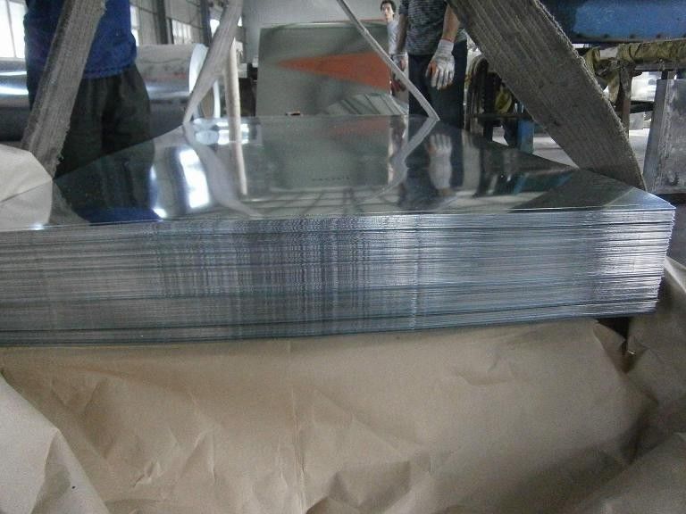 Tôle d'acier galvanisé à chaud à grandes paillettes Z60–Z275 de 0,3–3,0 mm SGCC DX51D pour murs extérieurs et applications structurelles
