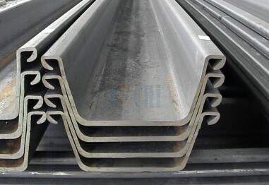 Piles en tôle d'acier laminées à froid de type U EN10249-1 EN10249-2 pour la construction de ports et de barrages