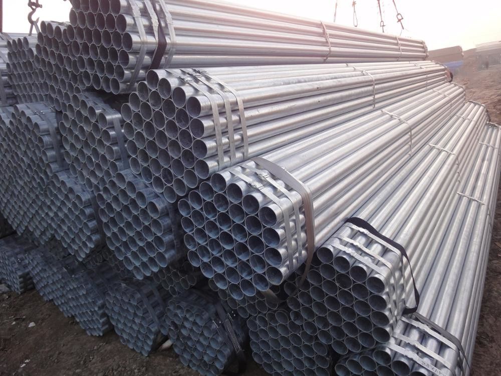 ASTM A53 BS1387 DIN2244 Tuyaux en acier soudés en ERW rond 5.8M / 6M pour les applications structurelles et d'ingénierie