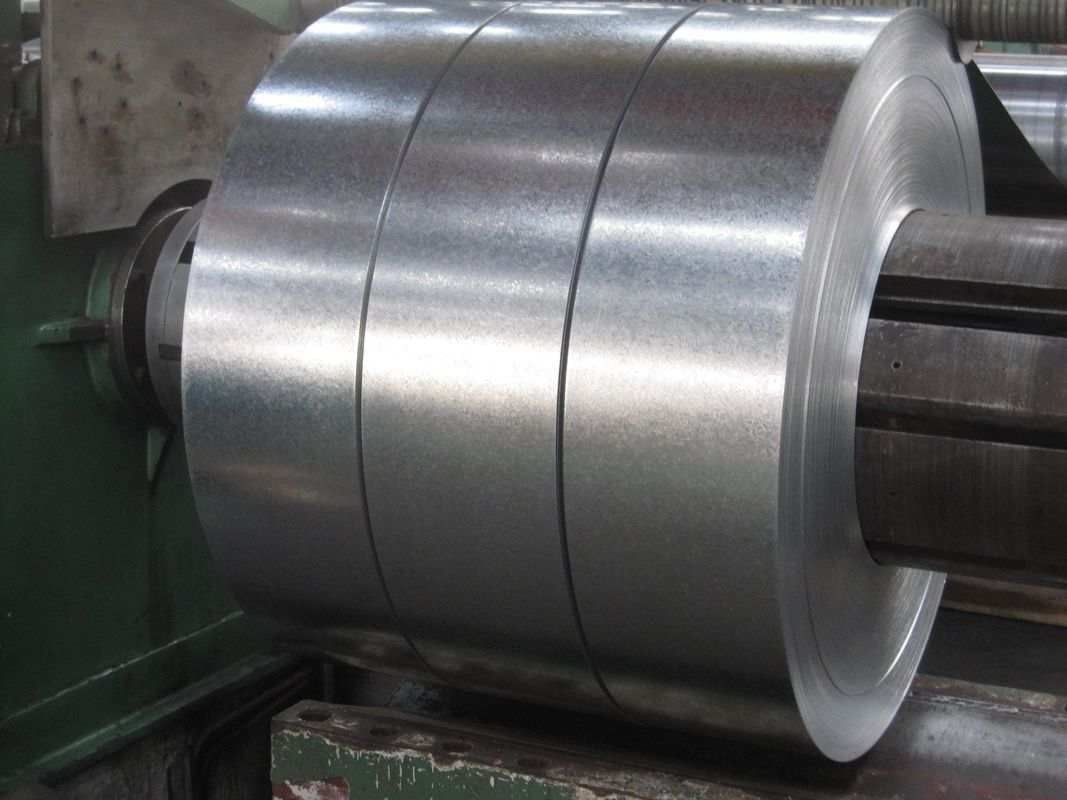 Stripe d'acier galvanisé à chaud à spangle ordinaire de 301500 mm avec revêtement en zinc Z40Z450