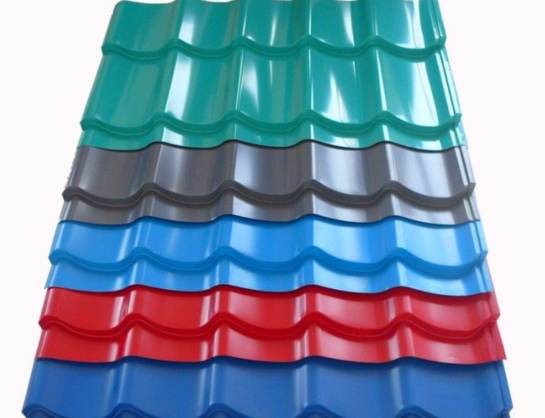 Couleur personnalisée CGCC DX51D+Z Carreaux de toiture en acier ondulé prépeints pour toiture et revêtement murale