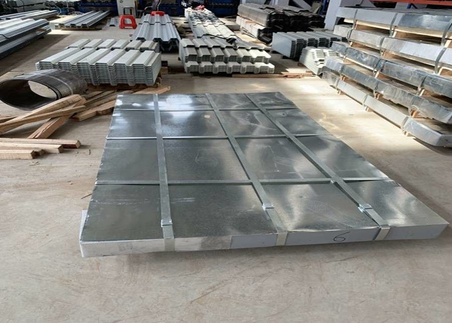 0.15 ¥3.8 mm Z275 Plaque d'acier galvanisé à chaud Spangle régulier SGCC DX51D pour les applications de conteneurs et de construction