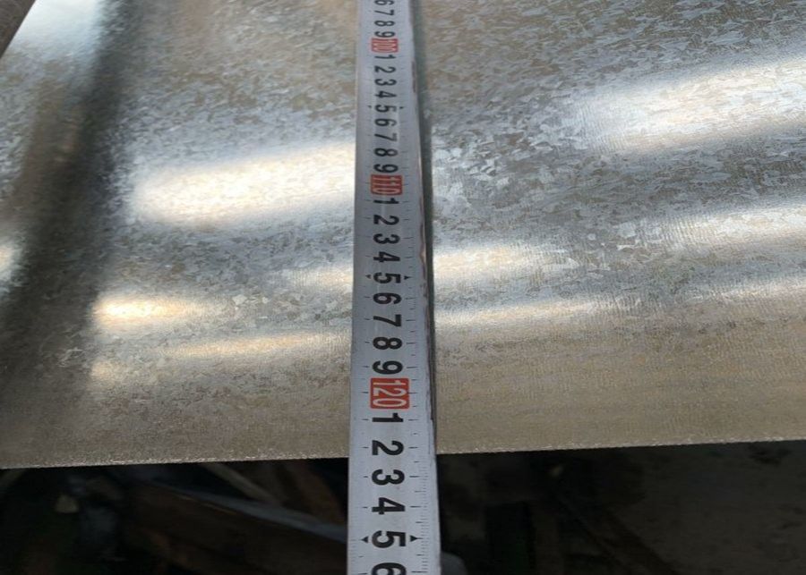 0.15 ¥3.8 mm Z275 Plaque d'acier galvanisé à chaud Spangle régulier SGCC DX51D pour les applications de conteneurs et de construction