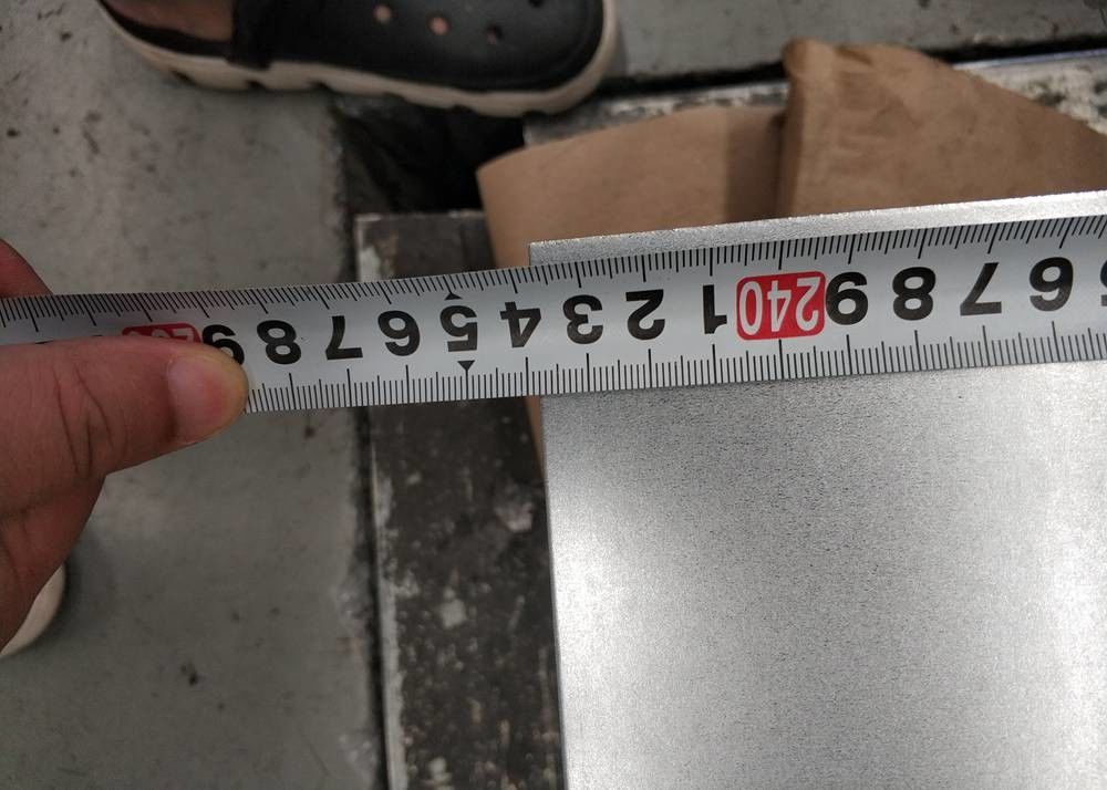 3.8mm Z275 DX51D Tôle d'acier galvanisé à chaud 1000–1500mm de largeur pour applications structurelles et de fabrication