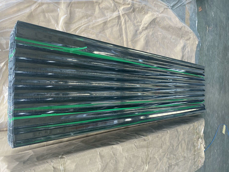 Tape de toiture galvanisée ondulée SGCH / G550 avec revêtement en zinc de 40 275 g/m2 pour les toits et les murs industriels