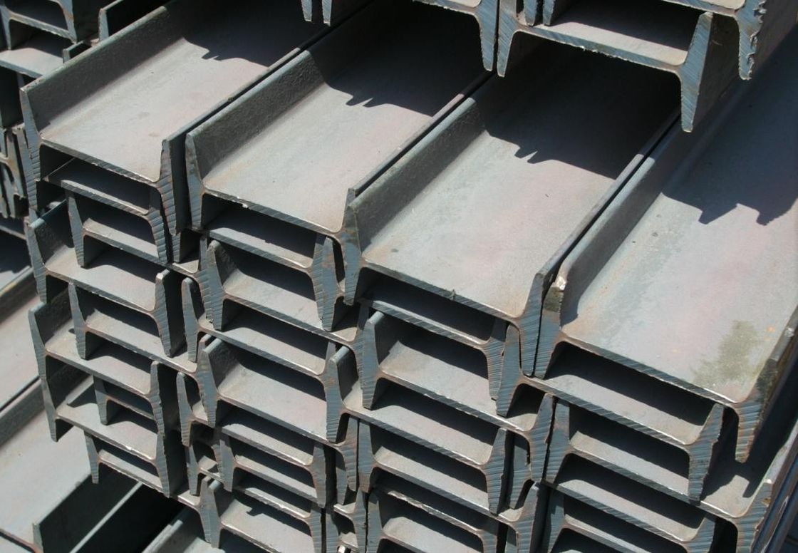 Faisceau I en acier doux avec JIS G3101 SS400 ASTM A36 EN10025 pour les constructions structurelles